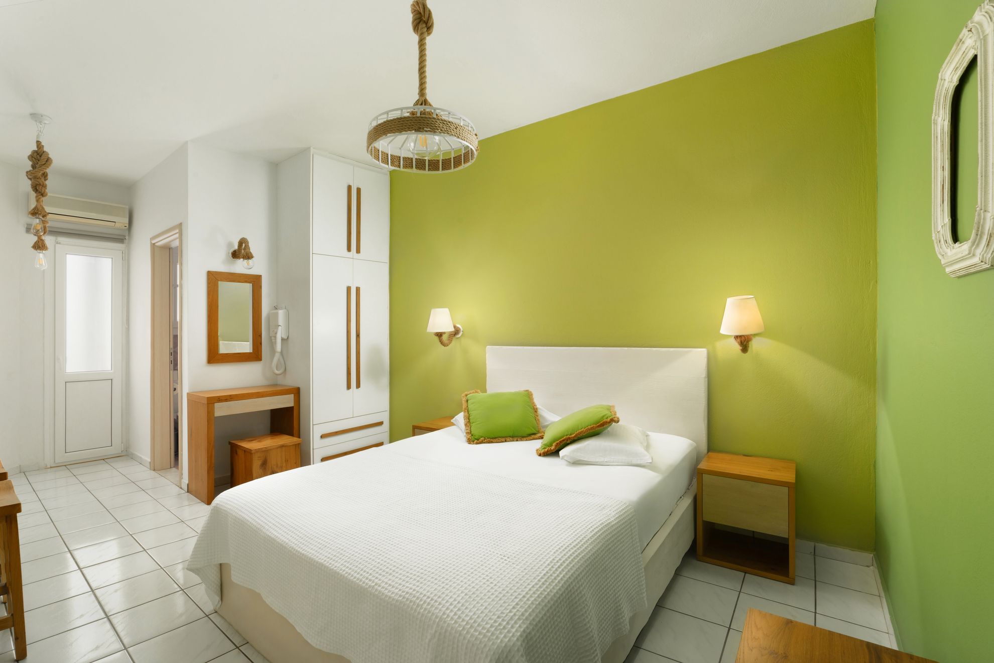 Standard Studio — double