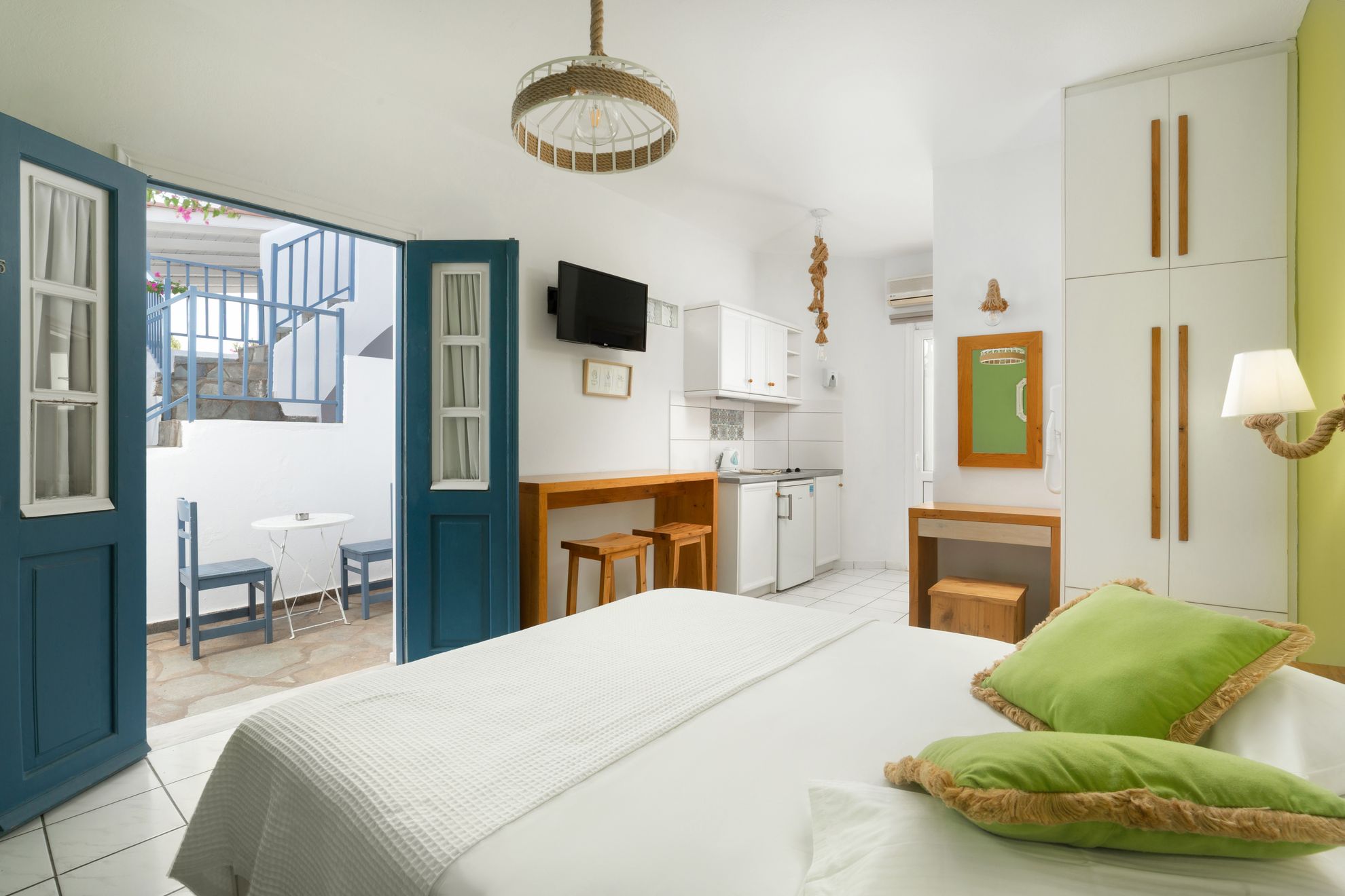 Standard Studio, εσωτερικό